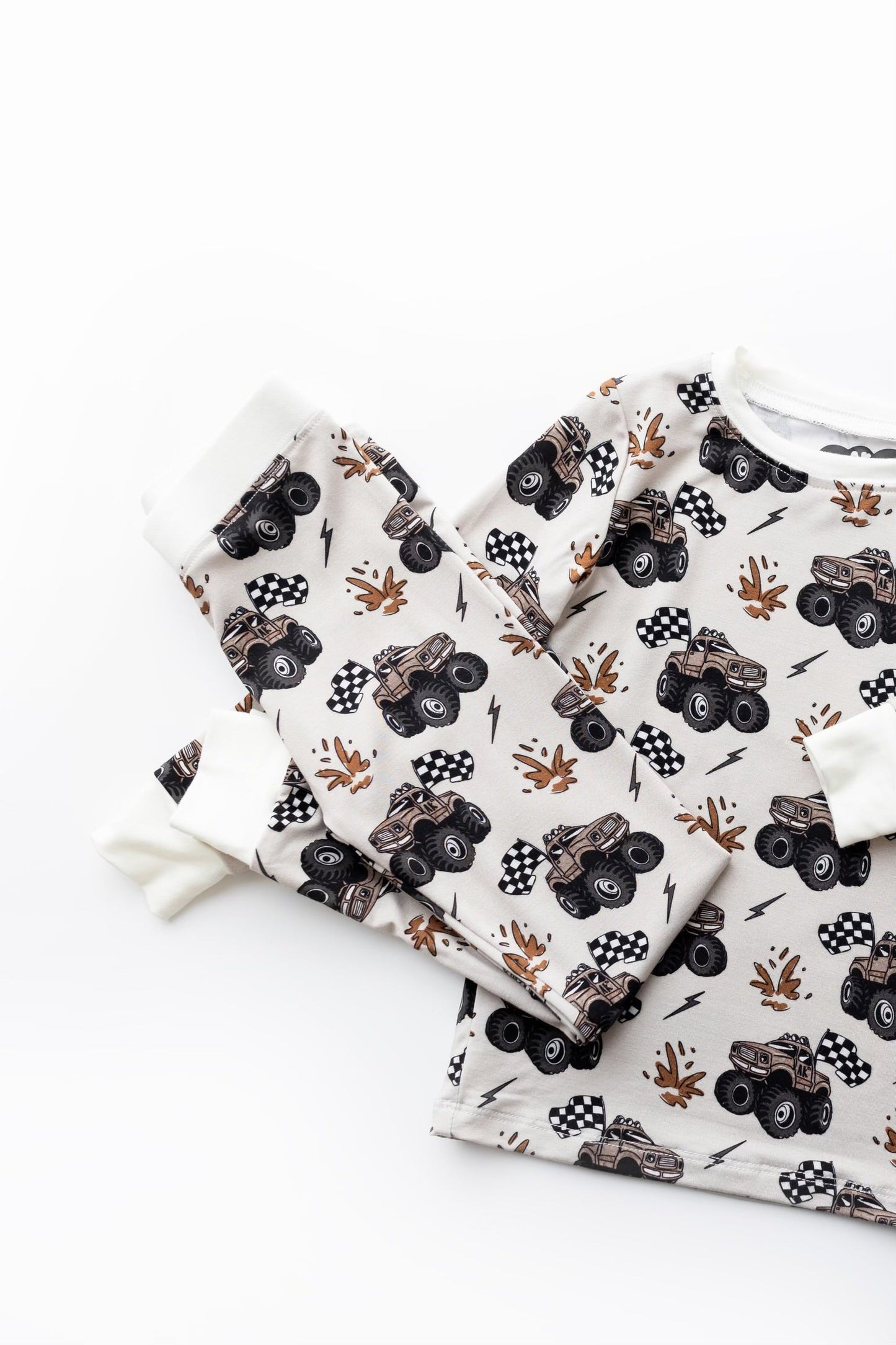 Big Thrills 2PC-AK DREAMERS