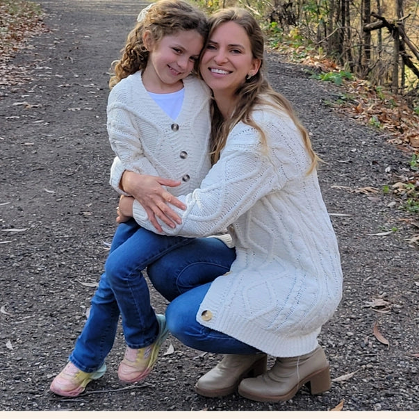 Mommy & Me Unisex Ivory Cable Knit Sweater