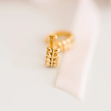 Pierced Co Leaf Huggie