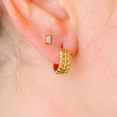 Pierced Co Leaf Huggie